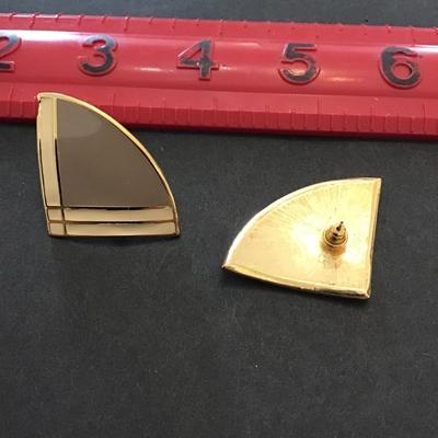 Very beautiful gold tone beige enamel earrings