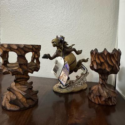 Pasture Pals Elmer. Vintage candle holders wooden.