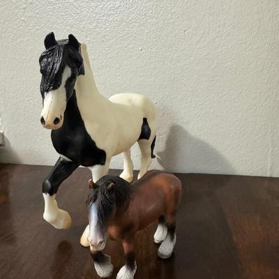 Elmer’s Horse sense. With two plastic horses.