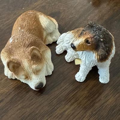 Vintage porcelain Dogs.