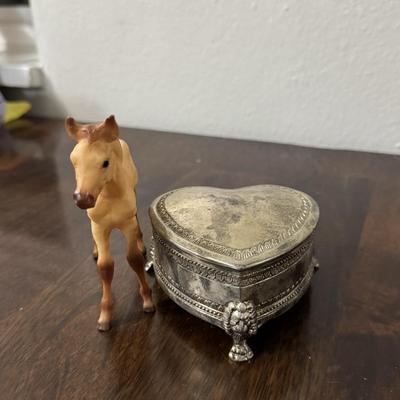 Vintage silver plated trinket. Jim Shore horse figure broken tail.