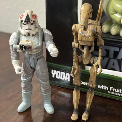 Yoda Candy dispenser and Star Wars figures.
