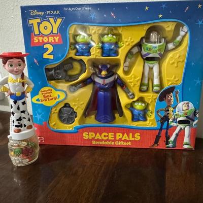 Disney Toy Story, Space Pals and Buzz and Jessie.