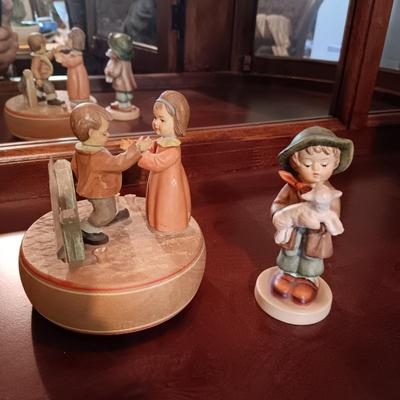 REUGE SWISS MUSIC BOX, A HUMMEL "LOST SHEEP" AND A LEFTON FIGURE