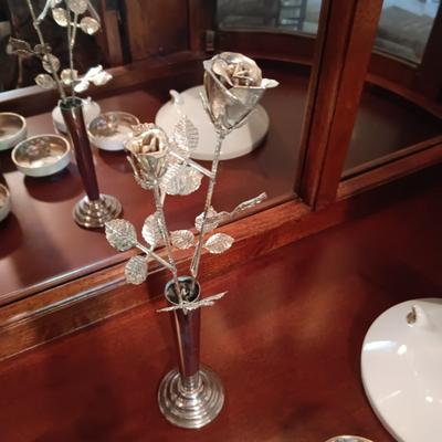 NIPPON FOOTED BOWLS, GOLD COLORED VASE AND BOWL PLUS METAL FLOWERS