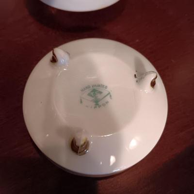 NIPPON FOOTED BOWLS, GOLD COLORED VASE AND BOWL PLUS METAL FLOWERS