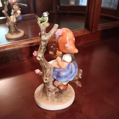 "MOTHER'S DARLING" & "APPLE TREE GIRL" HUMMEL FIGURES