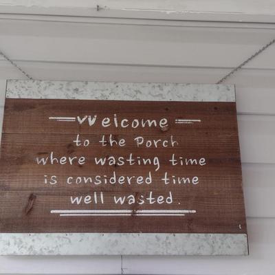 'Porch Time' Wooden Hanging Sign