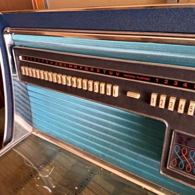 Vintage Wurlitzer jukebox.