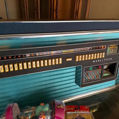 Vintage Wurlitzer jukebox.