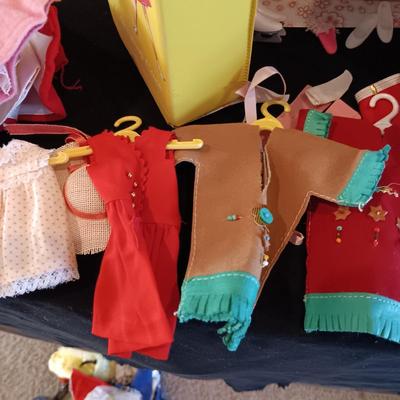 VINTAGE SKIPPER AND HER FRIEND WITH CLOTHES, ACCESSORIES AND A CARRY BOX