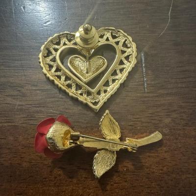 Costume jewelry
