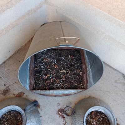 GALVANIZED BUCKET AND PANS