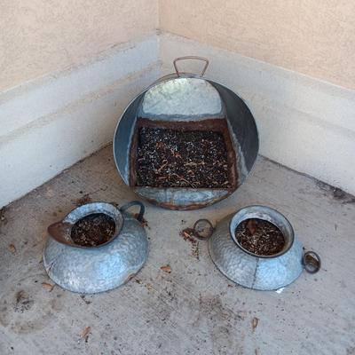 GALVANIZED BUCKET AND PANS