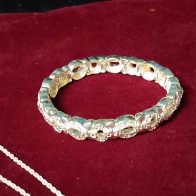 SILVER TONE JEWELRY