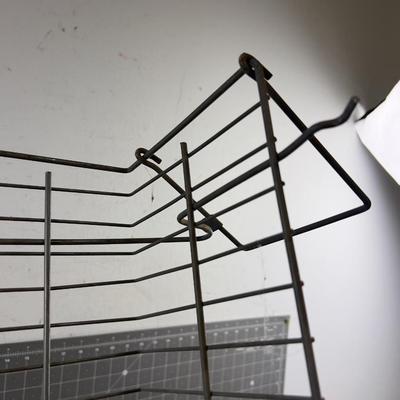 Wire Shelf that hooks to Peg Board