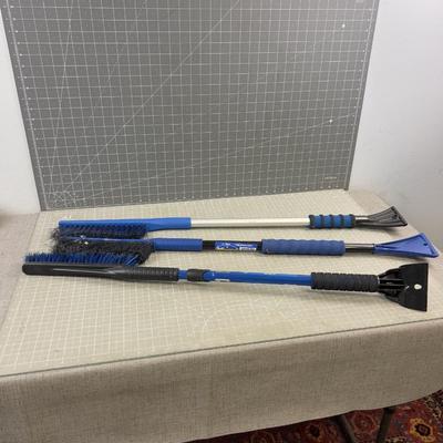 3 Windshield Snow Brushes