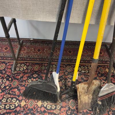 Boom, Shovel and Mop stick