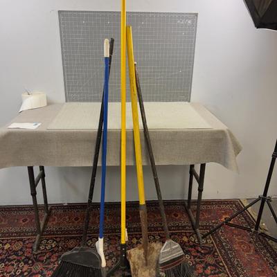 Boom, Shovel and Mop stick