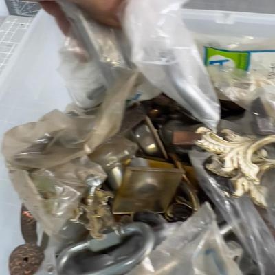 Cabinet HARDWARE Group B