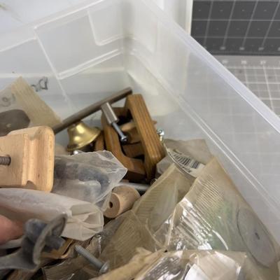 Cabinet HARDWARE Group C