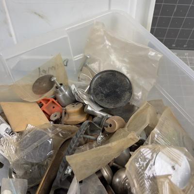 Cabinet HARDWARE Group C
