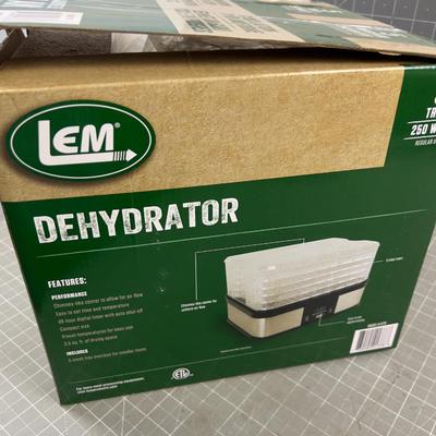 LEM Dehydrator  
