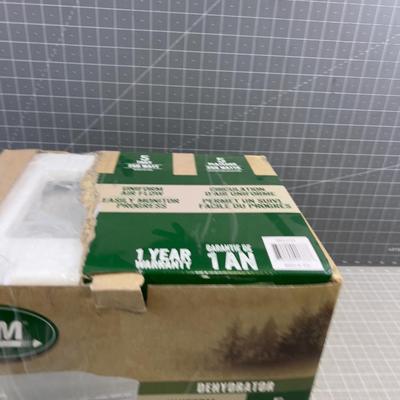 LEM Dehydrator  