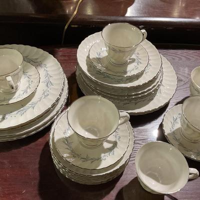 Sale Photo Thumbnail #394: Set of 6 one cup has crack