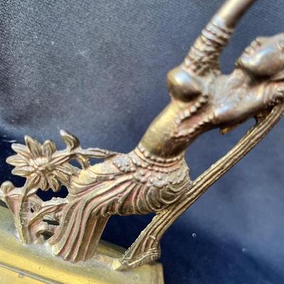 Sale Photo Thumbnail #831: Not sure what this is for, but it is neat!