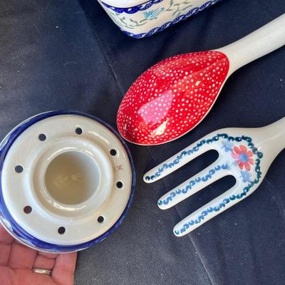 Sale Photo Thumbnail #858: Bread pan.  Fork & spoon + reamer.  All in excellent shape!