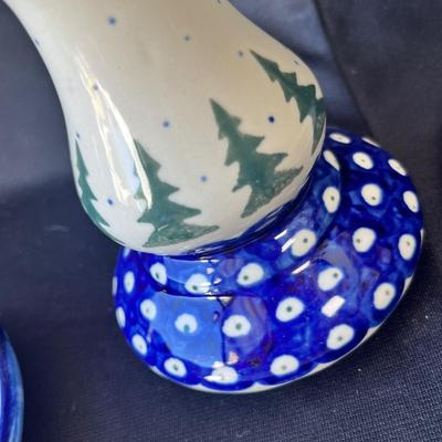 Sale Photo Thumbnail #866: 2 dinner plates & 2 candles.  All like new!