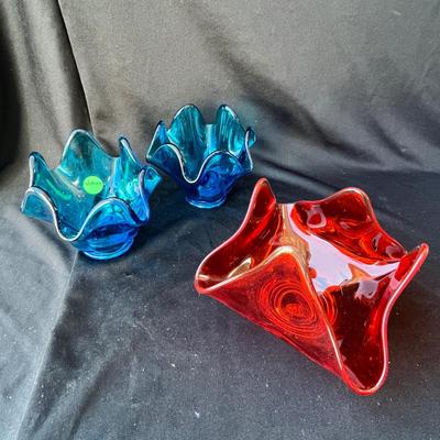 Sale Photo Thumbnail #996: Here's your MCM purchase!  2 Bluenique candles & an orange bowl!