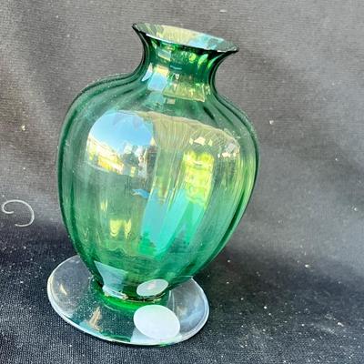 Sale Photo Thumbnail #1089: Hand blown, great color! Shorter vase.