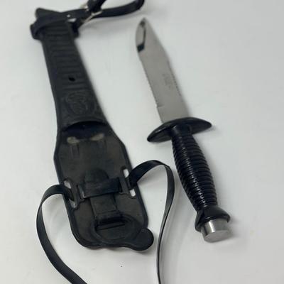 Sale Photo Thumbnail #230: Stainless steel blade. Must have for any scuba diving enthusiast.