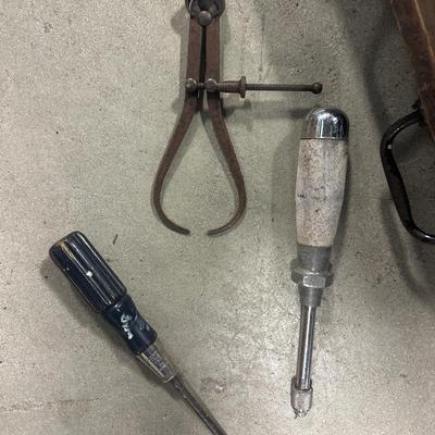 Sale Photo Thumbnail #415: Assorted tools saw and sanding blocks