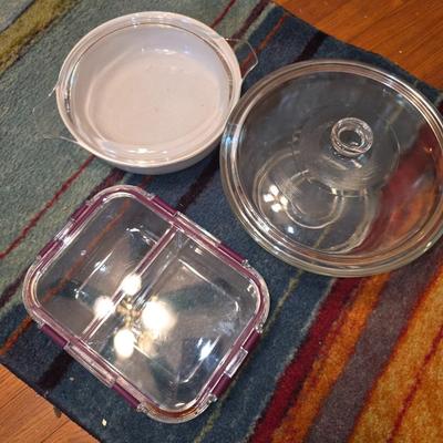 Glass kitchen storage with lids