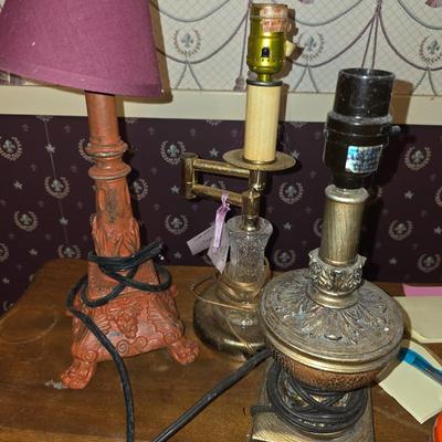 Desk lamps and mini shades
