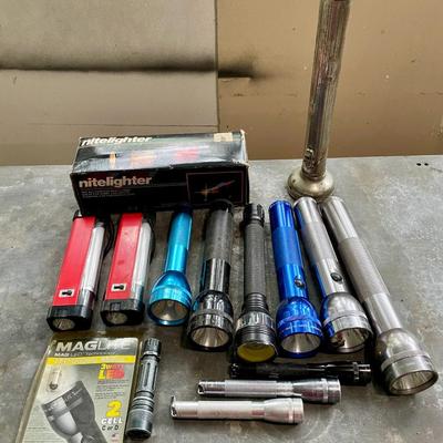 Sale Photo Thumbnail #33: Includes large and pocket-size torches.