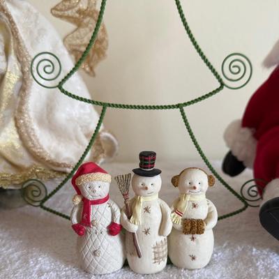 Sale Photo Thumbnail #216: .