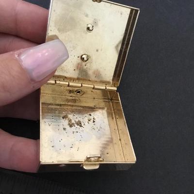 Cool vintage pill or snuff box