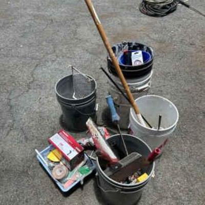KSG030- Painting Tools And Buckets