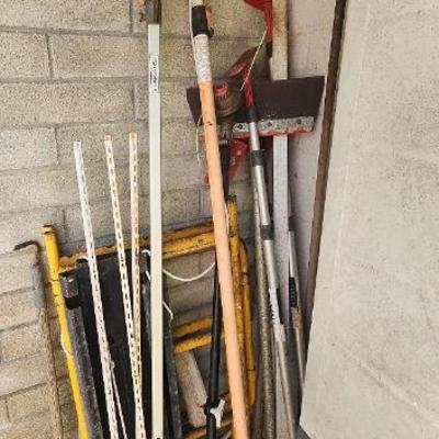 KSG058 - Miscellaneous Yard and Hand Tools