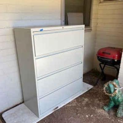 KSG095 Long Metal Filing Cabinet