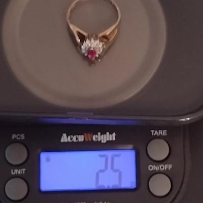 10 Karat Yellow Gold and Gemstone Ring- Approx Size 6 1/2 and Total Weight 2.5 Grams (#1)