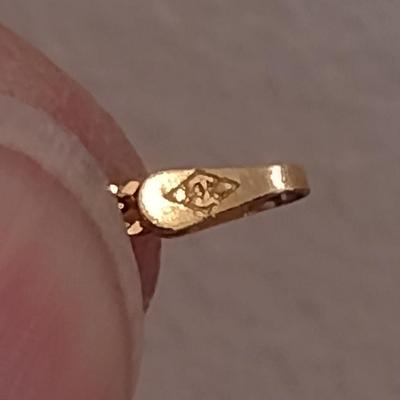 14 Karat Yellow Gold Chain- Approx 9" Long and Total Weight 1.5 Grams (#5)