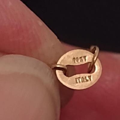 14 Karat Yellow Gold Necklace- Approx 17 3/4" Long and Total Weight 1.1 Grams (#8)