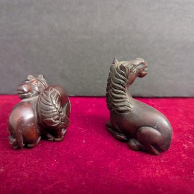 Japanese Boxwood Hand Carved Netsuke Horse & Resin Horse Figure #24