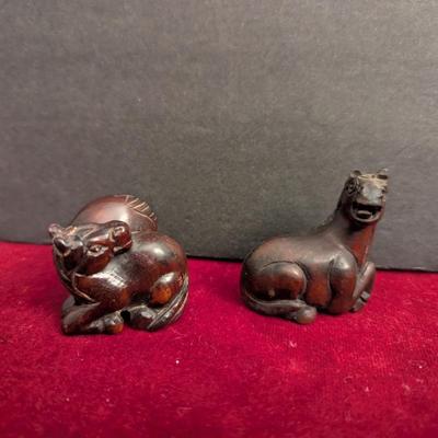 Japanese Boxwood Hand Carved Netsuke Horse & Resin Horse Figure #24