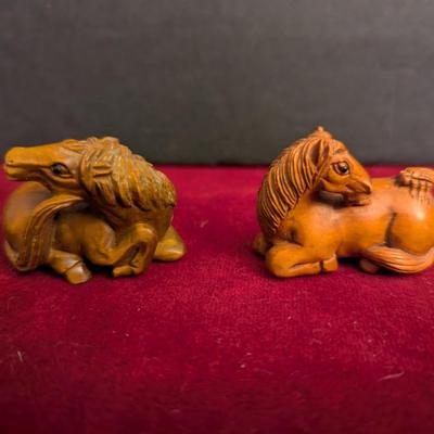 Japanese Boxwood Hand Carved Netsuke Horses #25